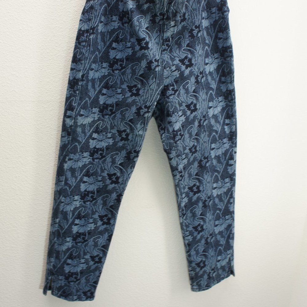 Soft surroundings denim floral crop jeans size M